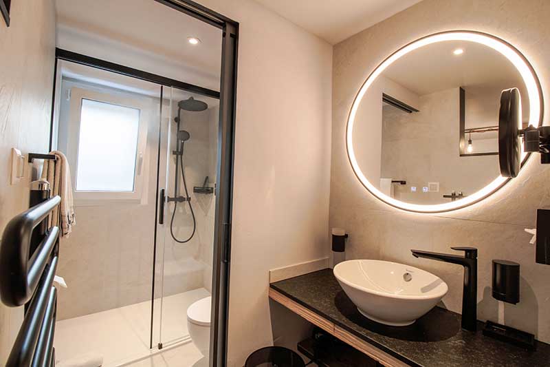 Chalet Alpine Lodge - Badezimmer